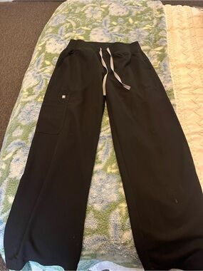 Figs scrub pants